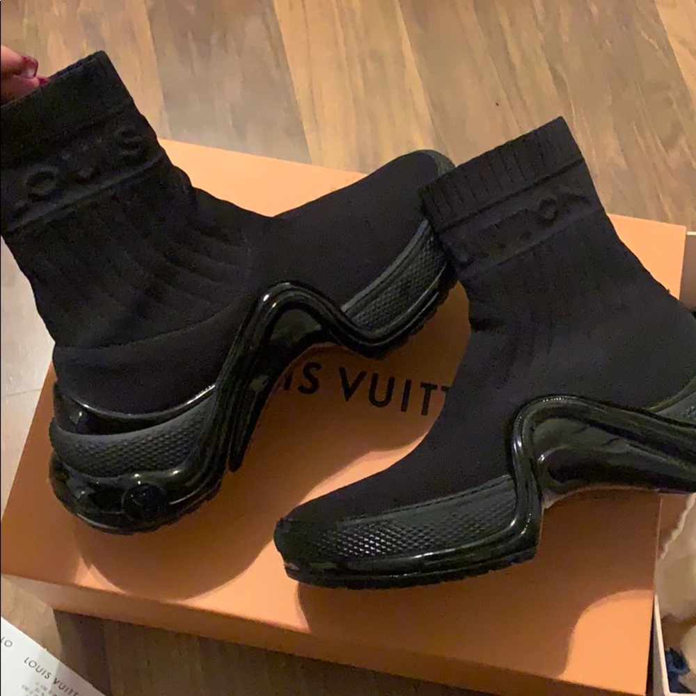 Black Louis Vuitton LV Archlight sneaker - Picture 1 of 3